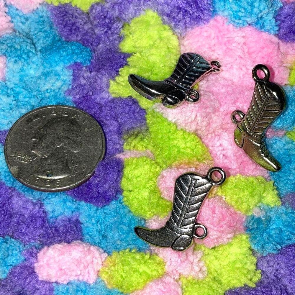 Unbranded Women's Silver and Black Accessory